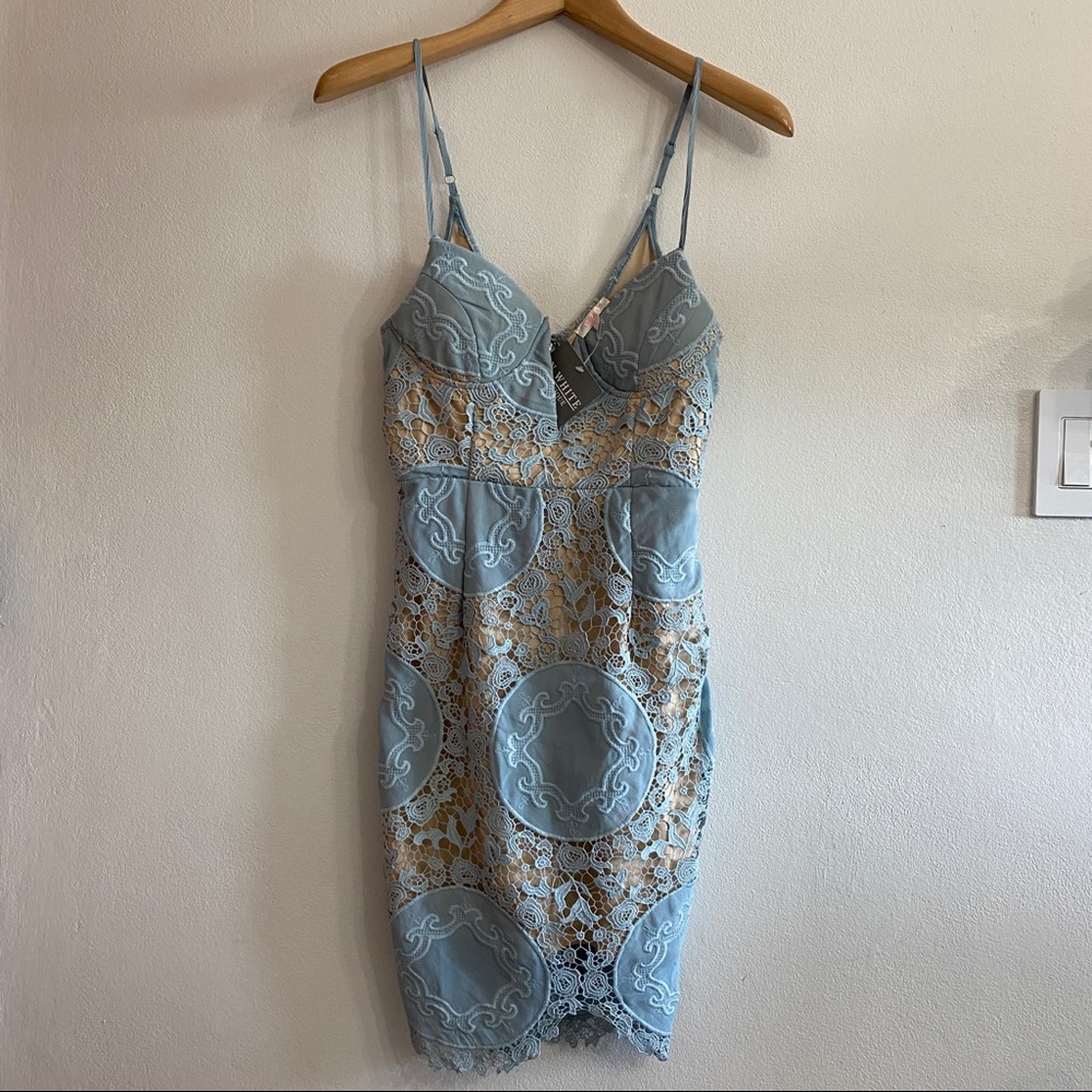 Luxxel Lace Baby Blue Straight Line Dress Small